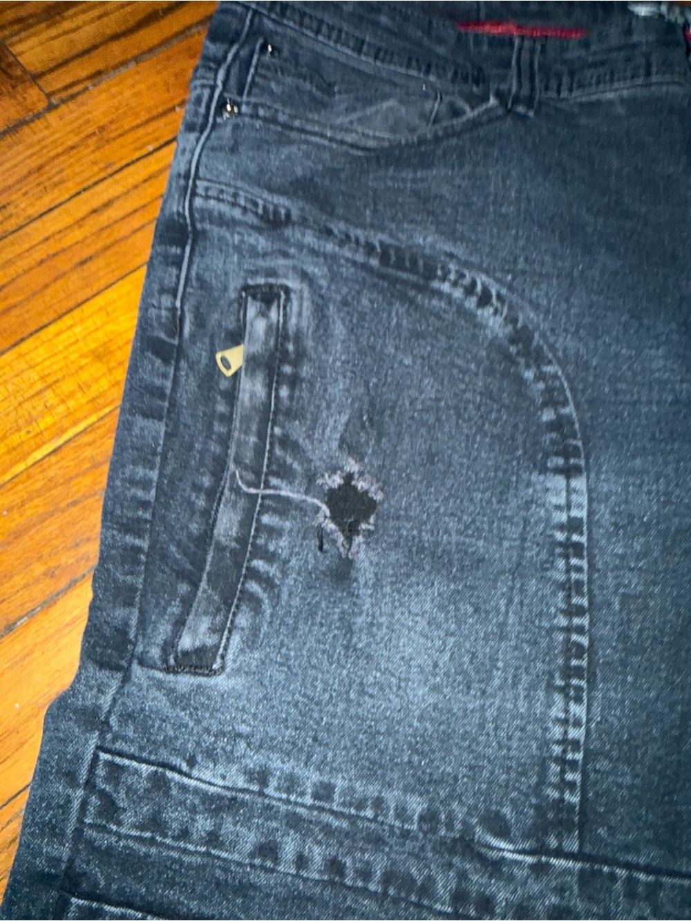 Men’s Moto Biker Distressed Black Jeans 42x32 Utility Cargo Jeans - Picture 9 of 14